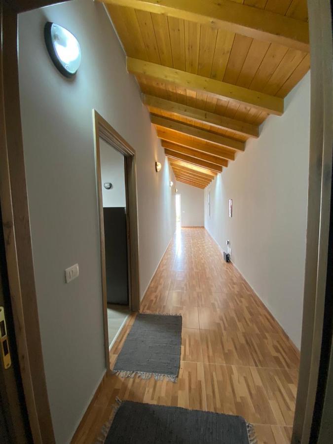 Apartment Yseni *