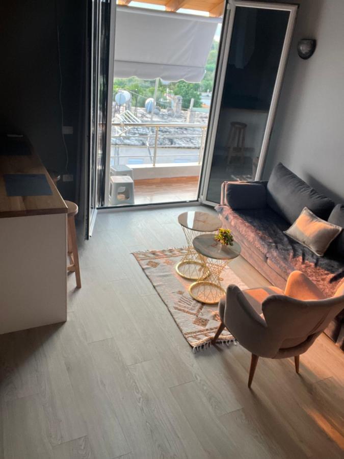 Apartment Yseni
